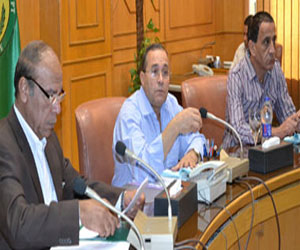   مصر اليوم - القصاص يوقع عقود إنشاء نادي الإسماعيلي في النخيل