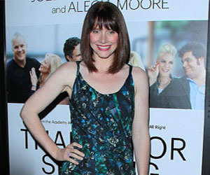 مصر اليوم - برايس دالاس هوارد تكشف عن تسريحة جديدة لشعرها