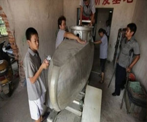   مصر اليوم - 1600 صيني يموتون يوميًا بسبب الإرهاق المفرط