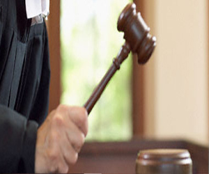   مصر اليوم - حبس أبوين إسبانيين احتياطيًا بتهمة قتل ابنتهما بالتبني