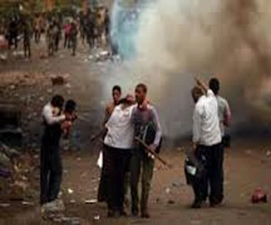 مصر اليوم - مقتل 5 في تجدد الاشتباكات بين عائلتين الصوالح وسعودي في سوهاج