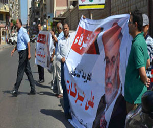   مصر اليوم - مهندسون يتضامنون مع نقيبهم المحبوس في الإسكندرية