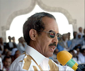   مصر اليوم - نقل الرئيس الموريتاني الأسبق ولد الطايع إلى أحد قصور الدوحة