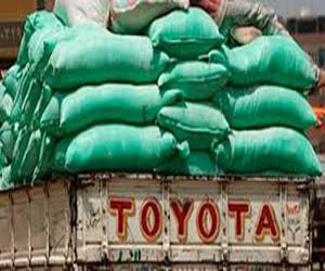   مصر اليوم - ضبط سائق بحوزته 8 أطنان دقيق مدعم بالفيوم