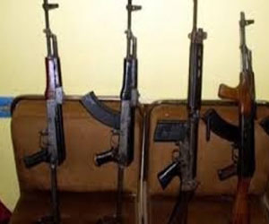   مصر اليوم - ضبط7أشخاص بحوزتهم أسلحه متنوعة في سوهاج