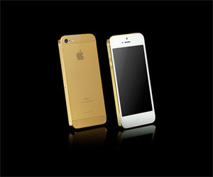   مصر اليوم - إطلاق أول iPhone 5S مطليّ بالذهب
