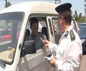   مصر اليوم - ضبط 74 هاربًا و260 مخالفة مرورية وفحص 132 شقة مفروشة في البحر الأحمر