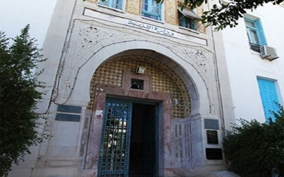 مصر اليوم - أساتذة عاطلون عن العمل يهددون بانتحار جماعي