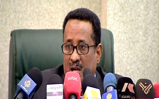   مصر اليوم - وزيرُ الدّاخلية ابراهيم حامد يؤكّدُ تورُّطَ عناصرَ تخريبية ٍستتمُّ محاكمتُهم قريبًا