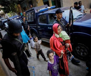   مصر اليوم - الداخلية تداهم السرو بعد تعرّض أسقف المنيا لإطلاق النار عليه