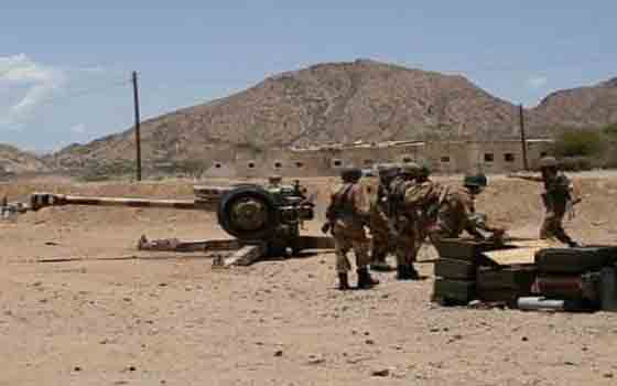   مصر اليوم - الجيش اليمني يطوق قيادة المنطقة العسكرية الثانية بعد هجوم إرهابي لـالقاعدة