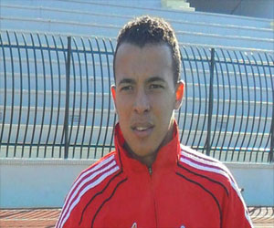 مصر اليوم - عوّاج يتعافى من إصابته وجاهز للقاء الشلف