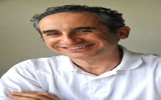   مصر اليوم - مسلم مصاب بتمدد في الأوعية الدموية في الدماغ يتحول إلى المسيحية