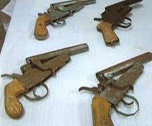   مصر اليوم - ضبط عاطل بحوزته مخدرات و5 فرد خرطوش