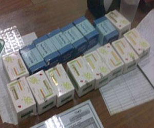   مصر اليوم - ضبط 2560 قرص تامول في البحر الأحمر