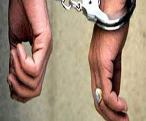   مصر اليوم - ضبط تشكيل عصابي تخصص في سرقة الفيلات في البحر الأحمر