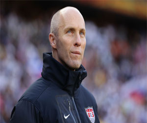   مصر اليوم - برادلي يعقد مؤتمرًا صحافيًا الأربعاء لتوضيح خطته مع الفراعنة