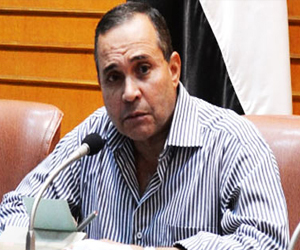   مصر اليوم - القصاص يطمأن على عاملات تعرضن لغاز خانق في مصنع للألبسة