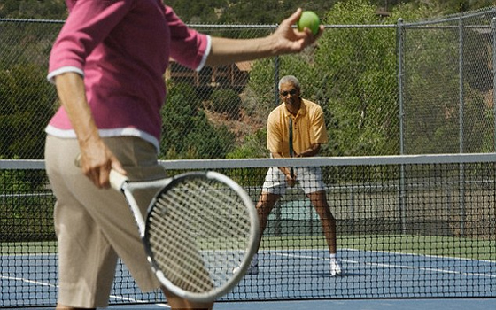 مصر اليوم - الرياضة والقراءة والسفر هوايات تساعد على تفادي الاكتئاب