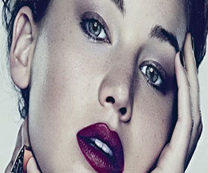 مصر اليوم - جينفير لورانس تتصدر العدد الجديد من Harper's Bazaar