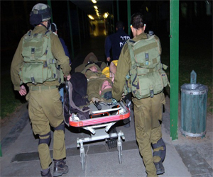   مصر اليوم - اصابة جنديين اسرائيليين دهسمها فلسطيني