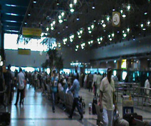   مصر اليوم - وزير دفاع البحرين يشارك المصريين احتفالات 6أكتوبر