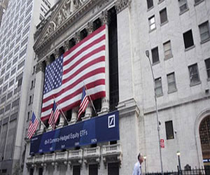   مصر اليوم - وول ستريت تغلق مرتفعة وخسائر أسبوعية لداو جونز وستاندرد آند بورز 500