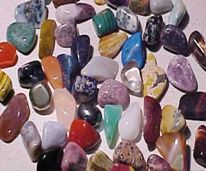   مصر اليوم - الأحجار الكريمة لها تأثير على نفسية الإنسان