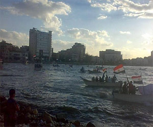  مصر اليوم - مظاهرة بحرية لصيادي الشيخ درغام تأييدًا للجيش في دمياط
