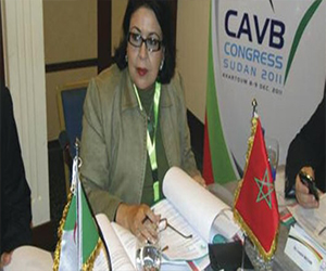   مصر اليوم - ثريا أعراب رئيسة المراقبة لبطولة الطائرة الأفريقية