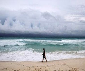 مصر اليوم - العاصفة كارين تقترب من لويزيانا الأميركية