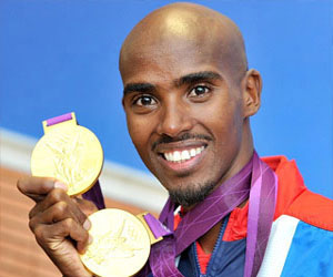   مصر اليوم - الأمير تشارلز يُمازح الصومالي فرح بعدما فاز بذهبيتين في ألعاب لندن