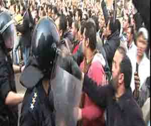   مصر اليوم - القبض على 20 خلال تفريق احتجاجات للإخوان في الإسكندرية