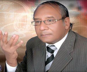   مصر اليوم - شعراء بلا حدود تكرم عزت الطيري