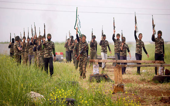   مصر اليوم - أحرار الشام تنفي وجود اتفاق نزع السلاح وتطمح بوجود تفاهم يشمل الجميع