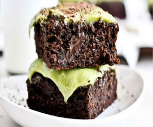   مصر اليوم - براونيز الأفوكادو بالشوكولاتة