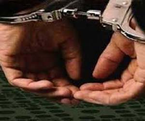   مصر اليوم - القبض على صاحب شركة توظيف متهم بالنصب على 77 طبيبًا