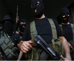 مصر اليوم - مسلَّحون يفجِّرون مكتبًا للمخابرات الحربية في رفح المصرية