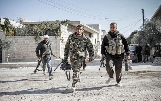   مصر اليوم - 79 قتيلاً مدنيًا قضَوْا الأربعاء في سورية بينهم 14 طفلاً و8 سيدات