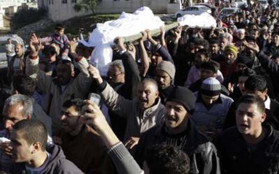   مصر اليوم - مقتل 150 سوريًا الأربعاء بينهم نجل رئيس الاتحاد الديمقراطي الكردي