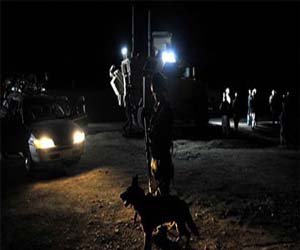   مصر اليوم - أصوات طلقات نيران تحذيرية تهز أرجاء العريش