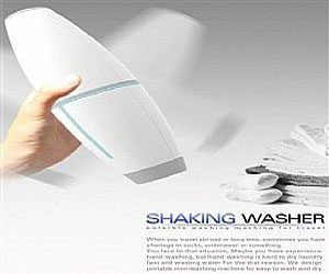   مصر اليوم - Shaky Wash غسالة محمولة بحجم زجاجة المياه