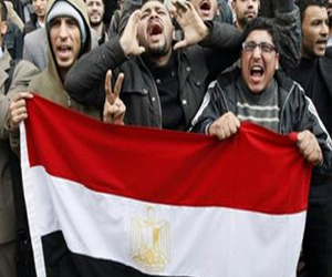   مصر اليوم - قانون التظاهر يثير تباينًا في آراء القوى السياسية السوهاجية