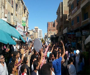   مصر اليوم - مسيرة لأنصار مرسى تجوب شوارع مطروح