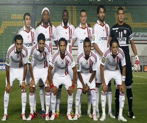 مصر اليوم - عودة إسلام عوض إلى تدريبات الزمالك الجمعة