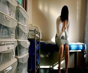   مصر اليوم - 500 ألف سيدة ضحية للاغتصاب في بريطانيا سنويًا