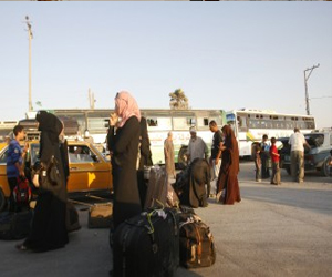   مصر اليوم - عبور 661 مسافرًا رفح السبت