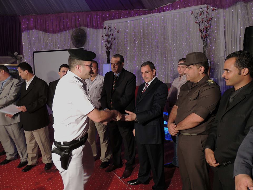   مصر اليوم - التحالف الشعبيّ يُكرّم أبطال أكتوبر في البحر الأحمر