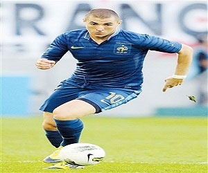   مصر اليوم - بنزيمة: الصيام التهديفي سبب لي صداعًا