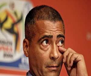   مصر اليوم - المحكمة تلزم روماريو بدفع 2،5 مليون دولار لأحد جيرانه